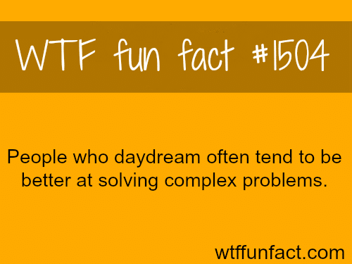 Daydreaming and solving complex problems 